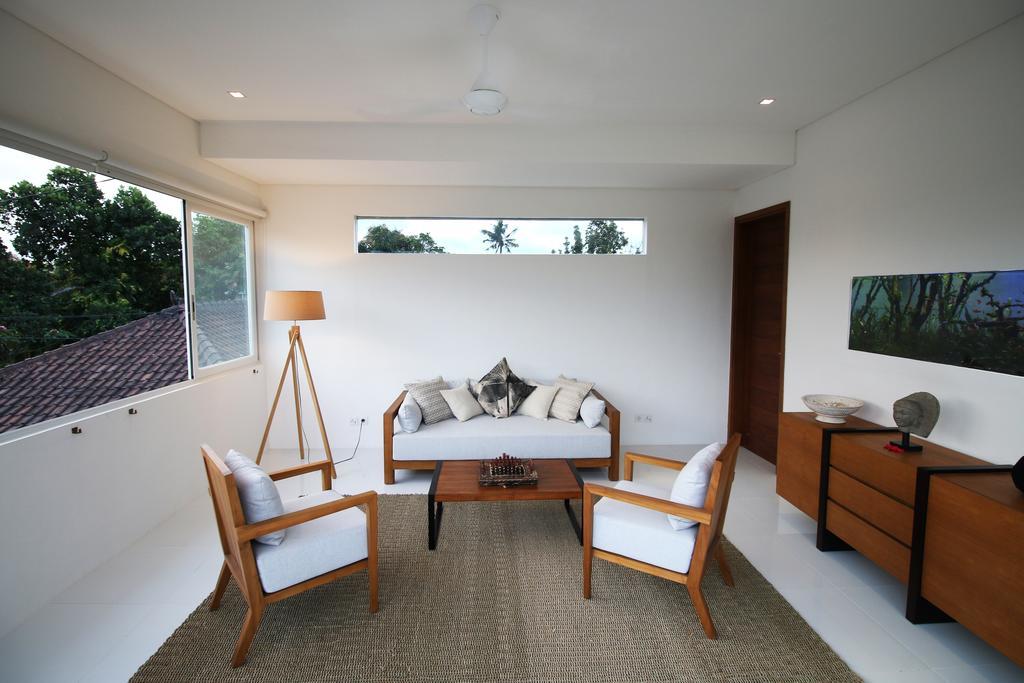 סמיניאק Villa Aditi, Sitara Villa Group מראה חיצוני תמונה